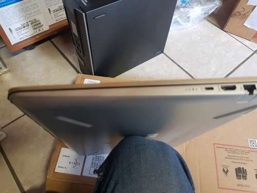 HP PAVILION "LATEST" 15 7200U 8GB 2TB 4GB GFX DEDICATED